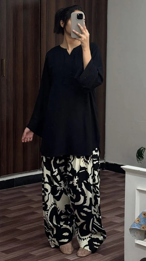 BLACK/WHITE SET ( FARSHI SHALWAR )
